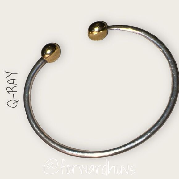 Q-Ray Combo Standard Cuff Bracelet - Picture 7 of 11